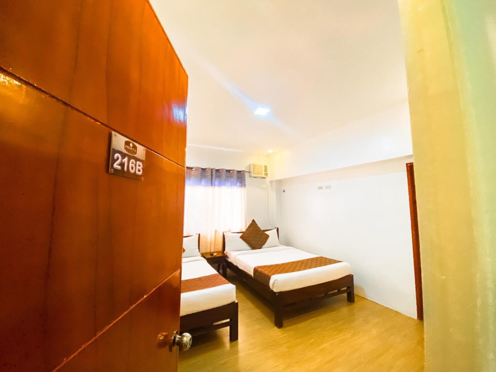 Hortz Hotels And Resorts Tagaytay City Exteriér fotografie